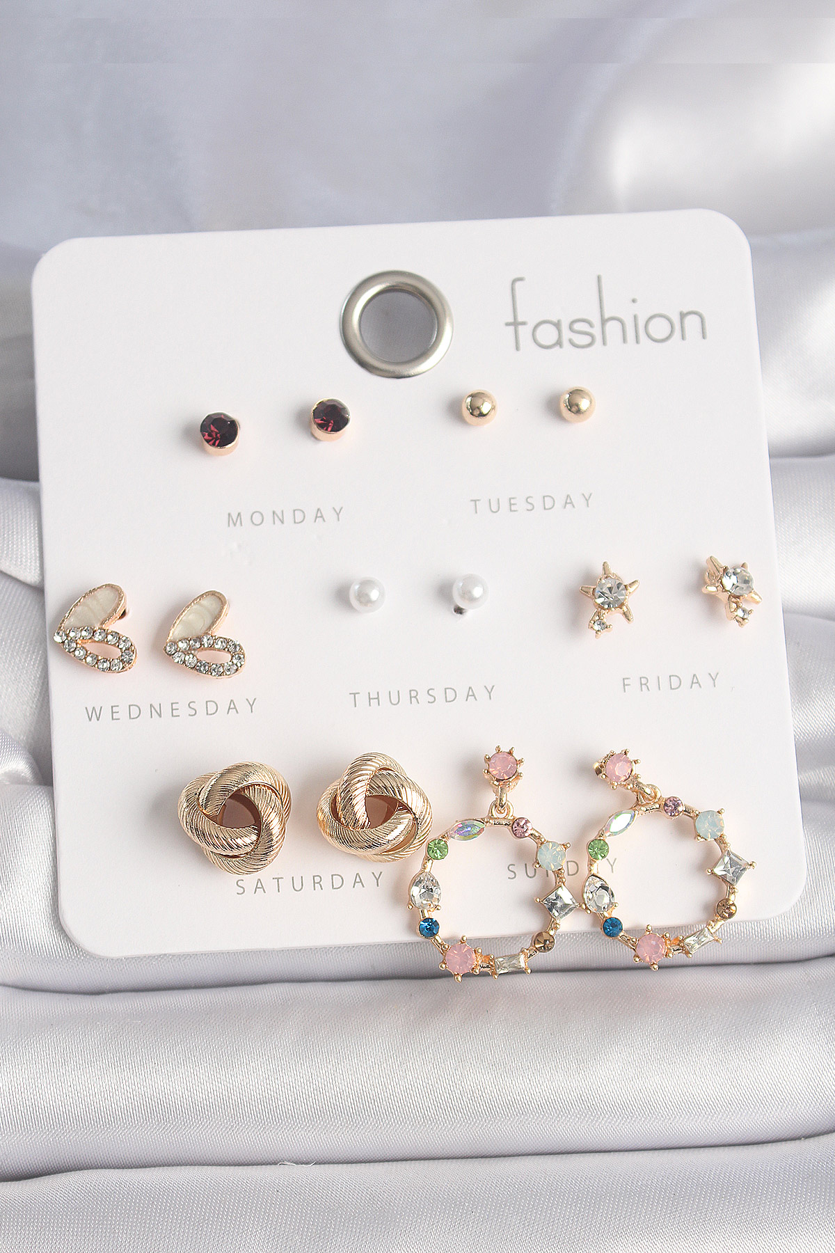 Pirinç Gold Renk Renkli Zirkon Taşlı Kalp Detay 7 Çift Kadın Küpe Seti BKP10162