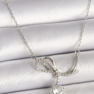 316L Çelik Gümüş Renk Zincir Zirkon Taşlı Düğüm Sallantı Kalp Figür Kadın Kolye BKO9856