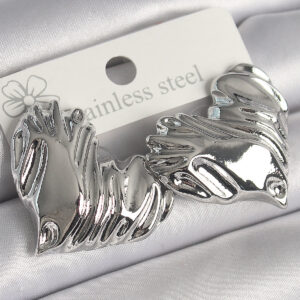 Pirinç Gümüş Renk İşlemeli Kalp Model Kadın Küpe BKP10224