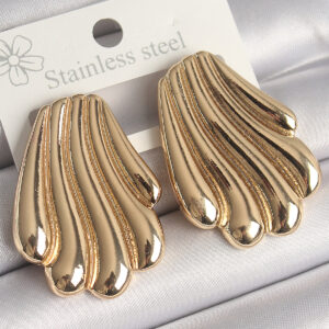 Pirinç Gold Renk İşlemeli İstirdye Model Kadın Küpe BKP10262