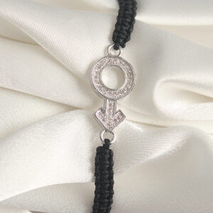 Pirinç Gümüş Renk Zirkon Taşlı Mars Figür Asansörlü Makrome Model Kadın Bileklik BB6795