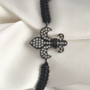 Pirinç Siyah Renk Zirkon Taşlı Zambak Figür Asansörlü Makrome Model Kadın Bileklik BB6800