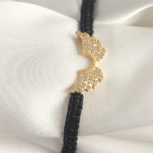 Pirinç Gold Renk Zirkon Taşlı Kanat Figür Asansörlü Makrome Model Kadın Bileklik BB6803