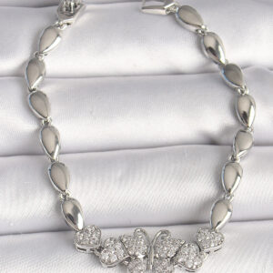 Pirinç Gümüş Renk Zirkon Taşlı Kelebek Figür Damla Zincir Model Kadın Bileklik BB6841