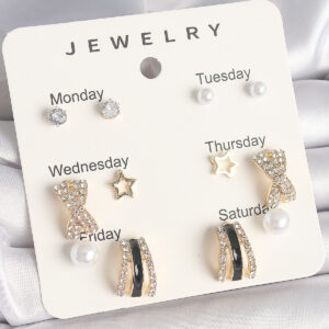 Pirinç Gold Renk Zirkon Taş Yıldız Detaylı İncili 7'Li Set Kadın Küpe Seti BKP10320