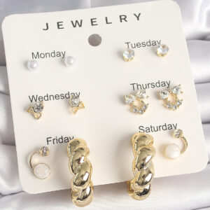 Pirinç Gold Renk Zirkon Taşlı Sarmal Halka Model 7'Li Kadın Küpe Seti BKP10324