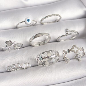 Pirinç Gümüş Renk Nazar Boncuk Detay İncili Kelebek İşlemeli Kadın Yüzük Kombini BYK3649