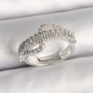 Pirinç Gümüş Renk Su Yolu Zirkon Taşlı Ayarlanabilir Model Kadın Yüzük BYK3690