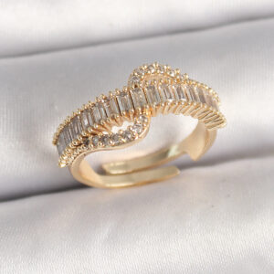 Pirinç Gold Renk Su Yolu Zirkon Taşlı Ayarlanabilir Model Kadın Yüzük BYK3691