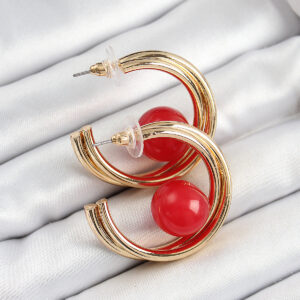 Pirinç Gold Renk Halka Model Kırmızı Boncuk Detay Kadın Küpe BKP10366