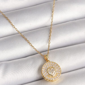 316L Çelik Gold Renk Zincir Madalyon Zirkon Taşlı Kalp Model Kadın Kolye BKO9946