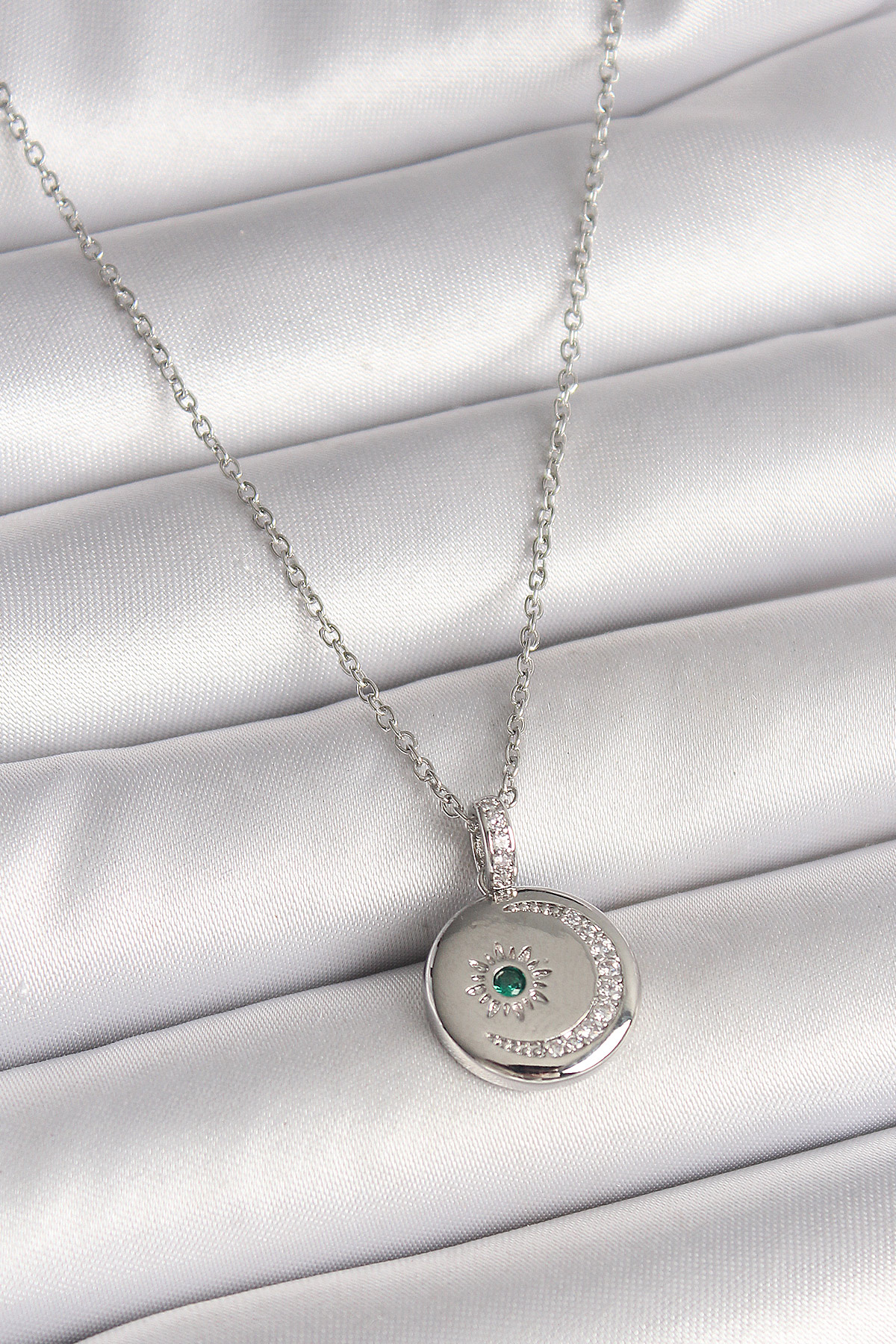 316L Çelik Gümüş Renk Zincir Madalyon Zirkon Taşlı İşlemeli Hilal Yıldız Model Kadın Kolye BKO9953