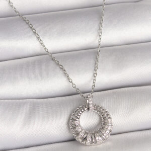 316L Çelik Gümüş Renk Zincir Zirkon Taş İşlemeli Daire Model Kadın Kolye BKO9969