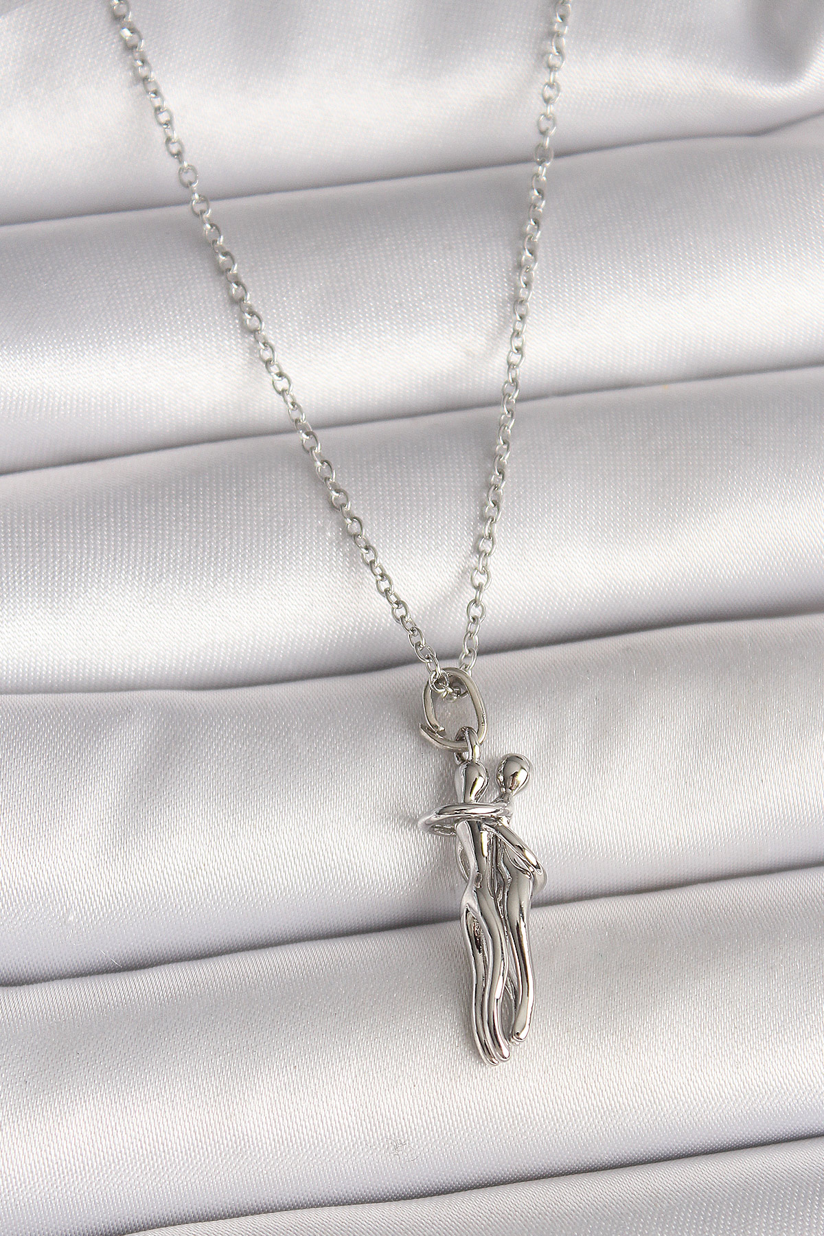 316L Çelik Gümüş Renk Zincir Sarılma Model Kadın Kolye BKO9977