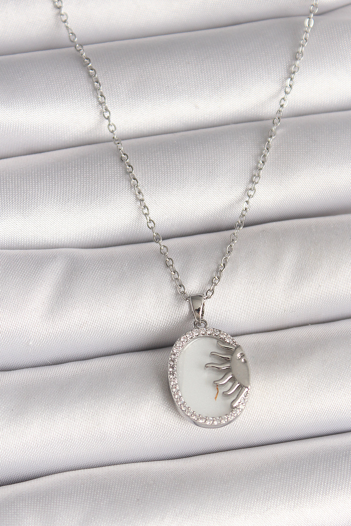 316L Çelik Gümüş Renk Zincir Beyaz Mineli Gün Batımı Model Zirkon Taş Detaylı Kadın Kolye BKO10003
