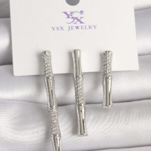 Pirinç Gümüş Renk Zirkon Taşlı Bambu Model 3'Lü Kadın Kombin Küpe BKP10462