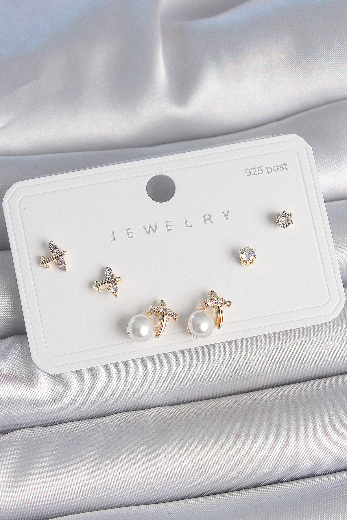 Pirinç Gold Renk Zirkon Taşlı Kelebek Model İnci Detay 925 Ayar Gümüş Çivi Kadın Küpe Seti BKP10478