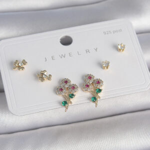 Pirinç Gold Renk Renkli Zirkon Taşlı Çiçek Model Yaprak Detay 925 Ayar Gümüş Çivi Kadın Küpe Seti BKP10486