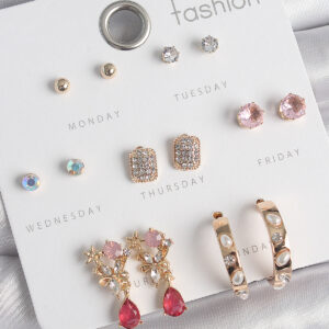 Pirinç Gold Renk Zirkon Taşlı Çiçek Figür İncili Halka Figür 7 Çift Kadın Küpe Seti BKP10537