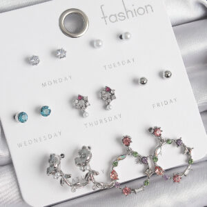 Pirinç Gümüş Renk Zirkon Taşlı Gül Figür Halka Model 7 Çift Kadın Küpe Seti BKP10544