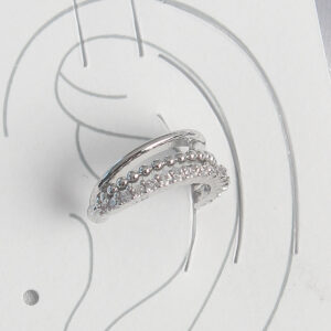 Pirinç Gümüş Renk Zirkon Taşlı 3'Lü Sıralı Kadın Kıkırdak Küpe BKP10554