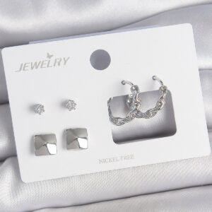 Pirinç Gümüş Renk Zirkon Taşlı Burgu Halka Model Kare Detay 3 Çift Kadın Küpe Seti BKP10605