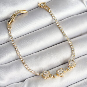 Pirinç Sıralı Kalp Figürlü Zirkon Taşlı Gold Renk Kadın Bileklik BB6981