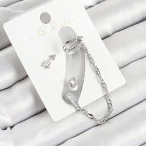 Pirinç Ok Figürlü Zirkon Taşlı Gümüş Renk 3'lü Kıkırdak Kadın Küpe Set BKP10663