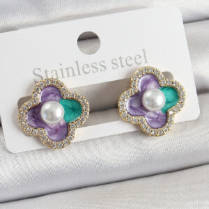 Pirinç Mor Mineli İnci Detaylı Zirkon Taşlı Sanatsal Portre Yonca Model Gold Renk Kadın Küpe BKP10680