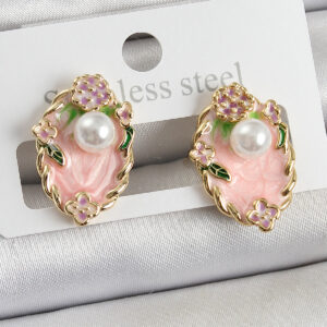 Pirinç Pembe Mineli İnci Detaylı Sanatsal Portre Model Gold Renk Kadın Küpe BKP10690