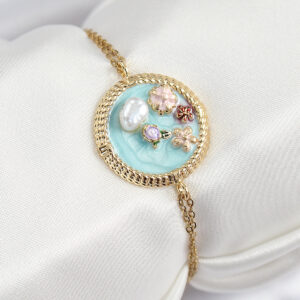 316L Çelik Zincir Turkuaz Mineli Sanatsal Portre İnci Detaylı Çiçek Model Gold Renk Kadın Bileklik BB7227