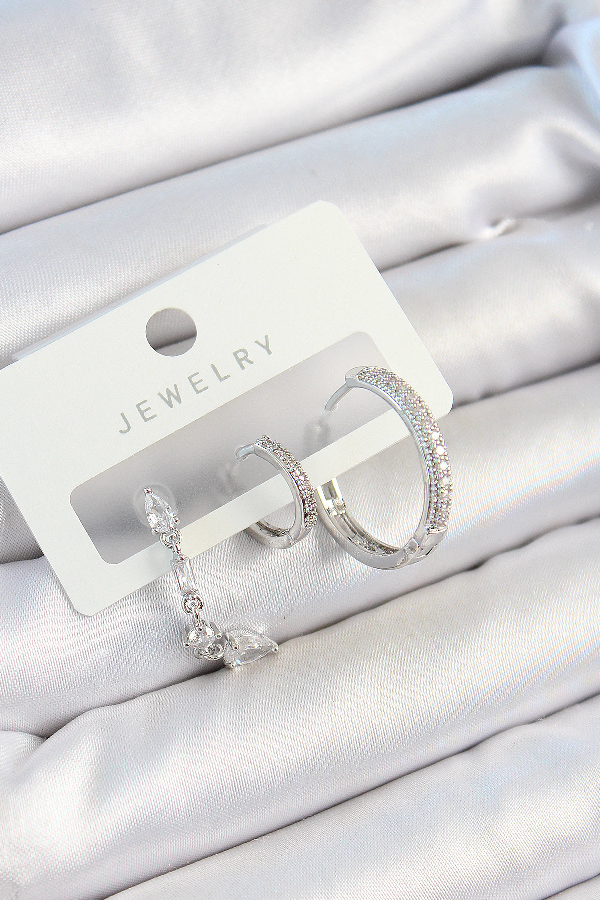 Pirinç Zirkon Taşlı Sallantılı Model Gümüş Renk 3'lü Çift Kadın Küpe Set BKP10789