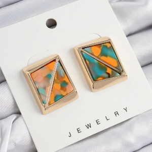 Pirinç Turuncu Yeşil Üçgen Kesim Detaylı Kare Model Vintage Gold Renk Kadın Küpe BKP10872