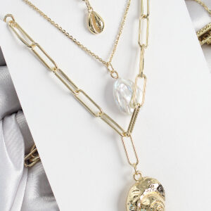 Pirinç Çoklu Zincirli İncili Deniz Kabuğu Model Gold Renk Kadın Kolye BKO10370