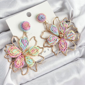 Pirinç Rainbow Çiçek Model Gold Renk Kadın Hasır Küpe BKP10889