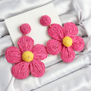 Pirinç Pembe Papatya Model Gold Renk Kadın Hasır Küpe BKP10897