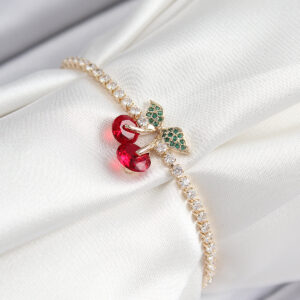 Pirinç Zirkon Taşlı Kiraz Model Gold Renk Asansörlü Kadın Bileklik BB7455