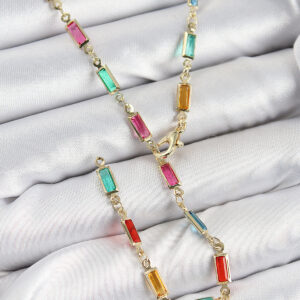 Pirinç Renkli Zirkon Taşlı Dikdörtgen Model Gold Renk Kadın Y Kolye BKO10384