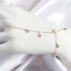 Pirinç Zirkon Taşlı Sallantılı Damla Model Gold Renk Kadın Şahmeran SN703