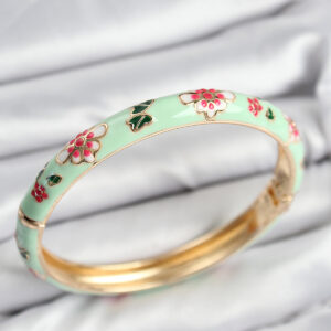 Mineli Pirinç Su Yeşili Çiçek Motifli Gold Kadın Kelepçe BB7621