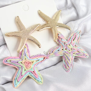 Pirinç Sallantılı Rainbow Deniz Yıldızı Model Gold Renk Hasır Küpe BKP11025