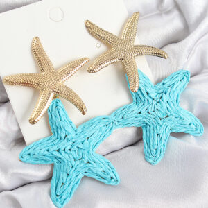 Pirinç Sallantılı Turkuaz Deniz Yıldızı Model Gold Renk Hasır Küpe BKP11027