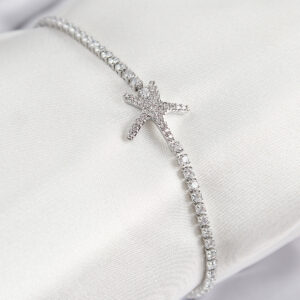 Pirinç Zirkon Taşlı Deniz Yıldızı Model Gümüş Renk Kadın Bileklik BB7694