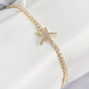 Pirinç Zirkon Taşlı Deniz Yıldızı Model Gold Renk Kadın Bileklik BB7695