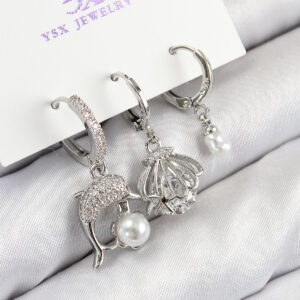 Pirinç Zirkon Taşlı 3'lü Yunus Balığı Ve İstiridye Model Gümüş Renk Kadın Küpe BKP11127