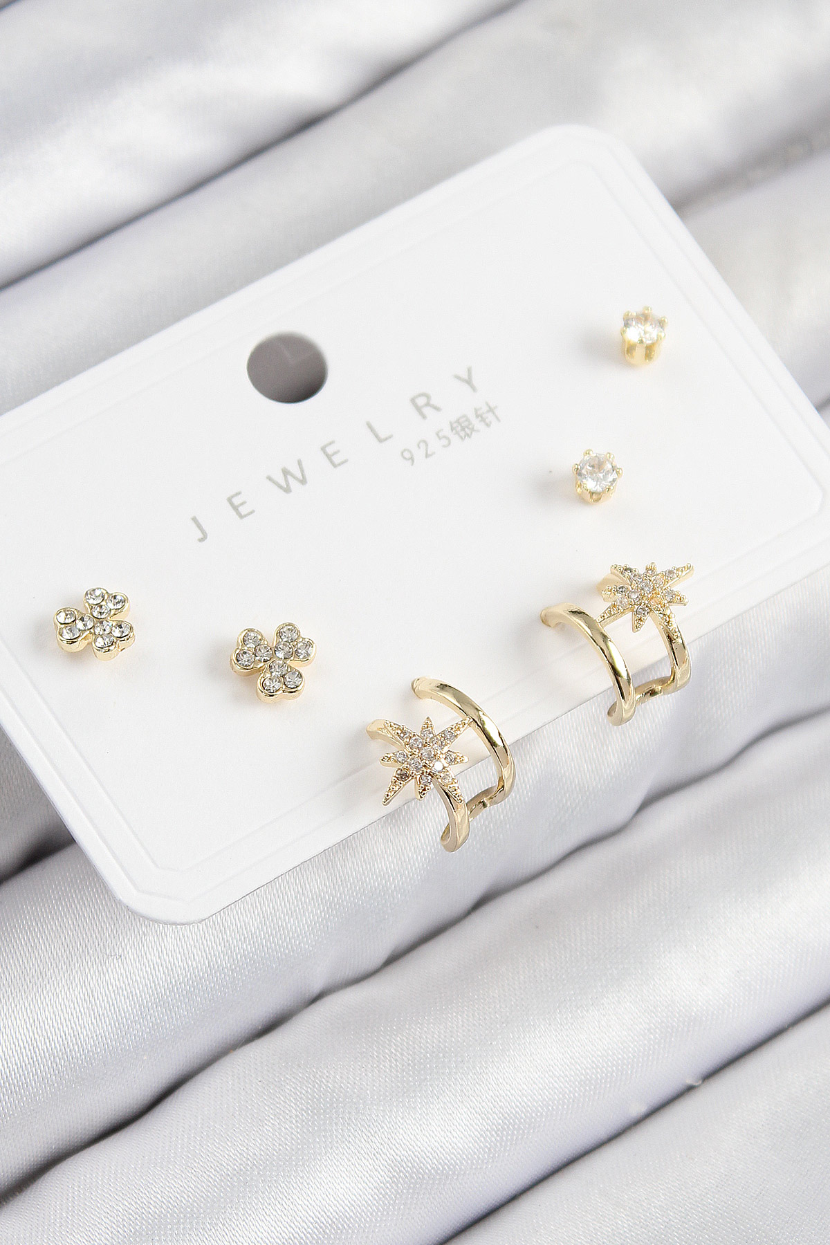 Pirinç Zirkon Taşlı Kutup Yıldızı Model Gold Renk 925 Ayar Gümüş Çivi Kadın Küpe Set BKP11168