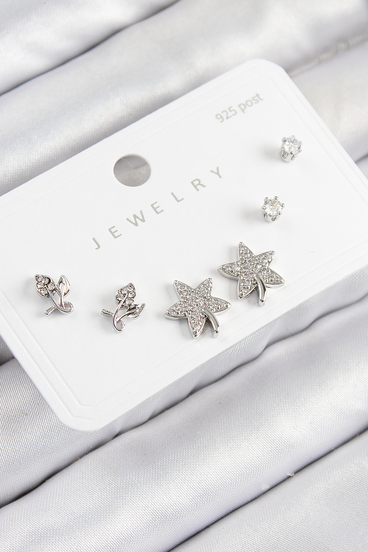 Pirinç Zirkon Taşlı Yıldız Ve Gül Model Gümüş Renk 925 Ayar Gümüş Çivi Kadın Küpe Set BKP11179