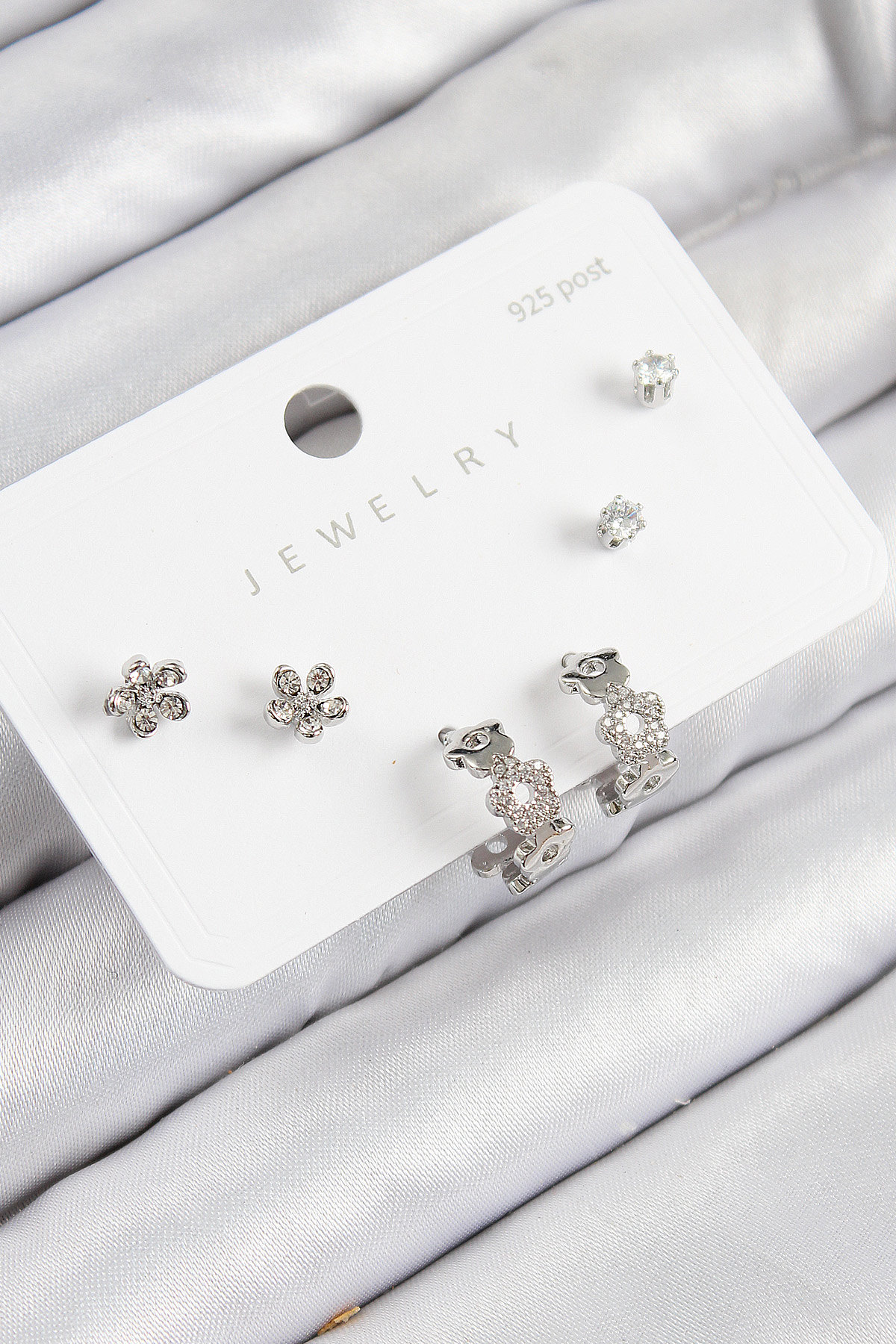 Pirinç Zirkon Taşlı Halka Model Gümüş Renk 925 Ayar Gümüş Çivi Kadın Küpe Set BKP11185