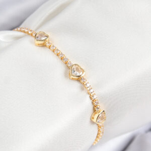 Pirinç Zirkon Taşlı Sıralı Kalp Model Gold Renk Kadın Bileklik BB7729