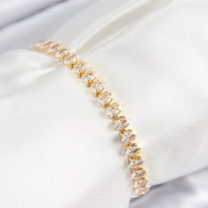 Pirinç Zirkon Taşlı Damla Model Gold Renk Asansörlü Kadın Bileklik BB7741